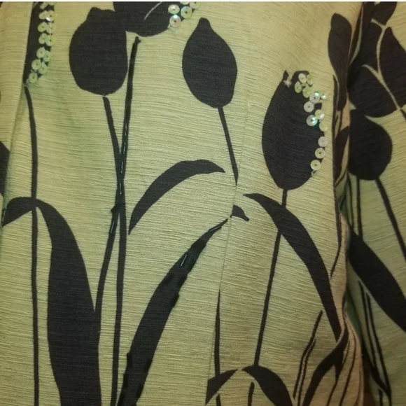 Saint Tropez West Silk button down floral top - Picture 5 of 8